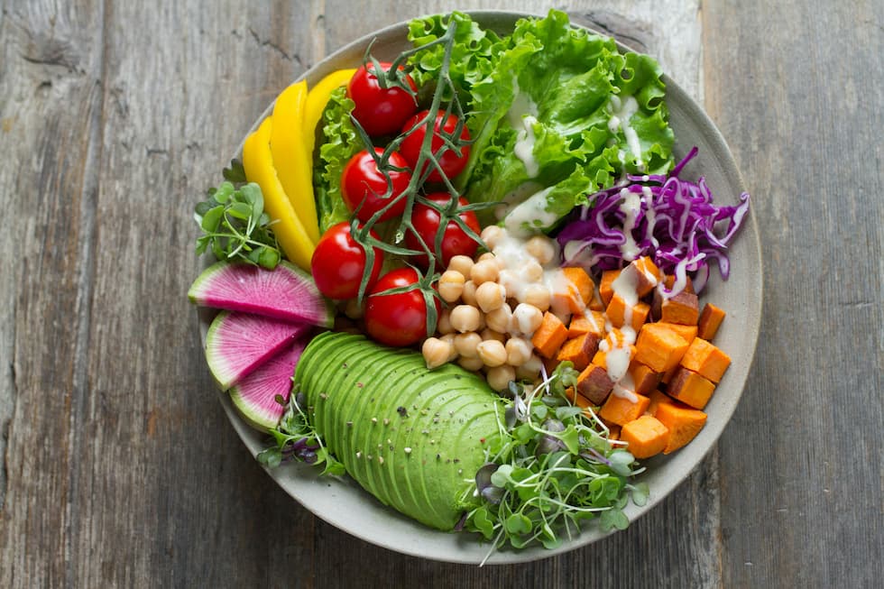 Why Is Eating Healthy So Hard?! (And What to Do About It)